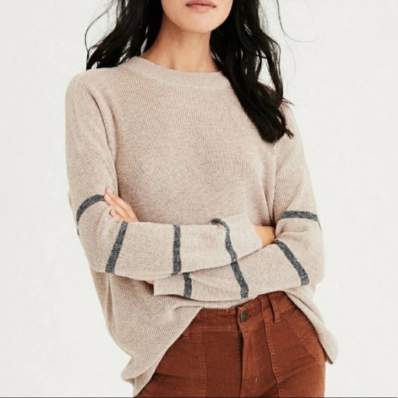 American Eagle Outfitters Sweaters - AMERICAN EAGLE Neutral Sweater